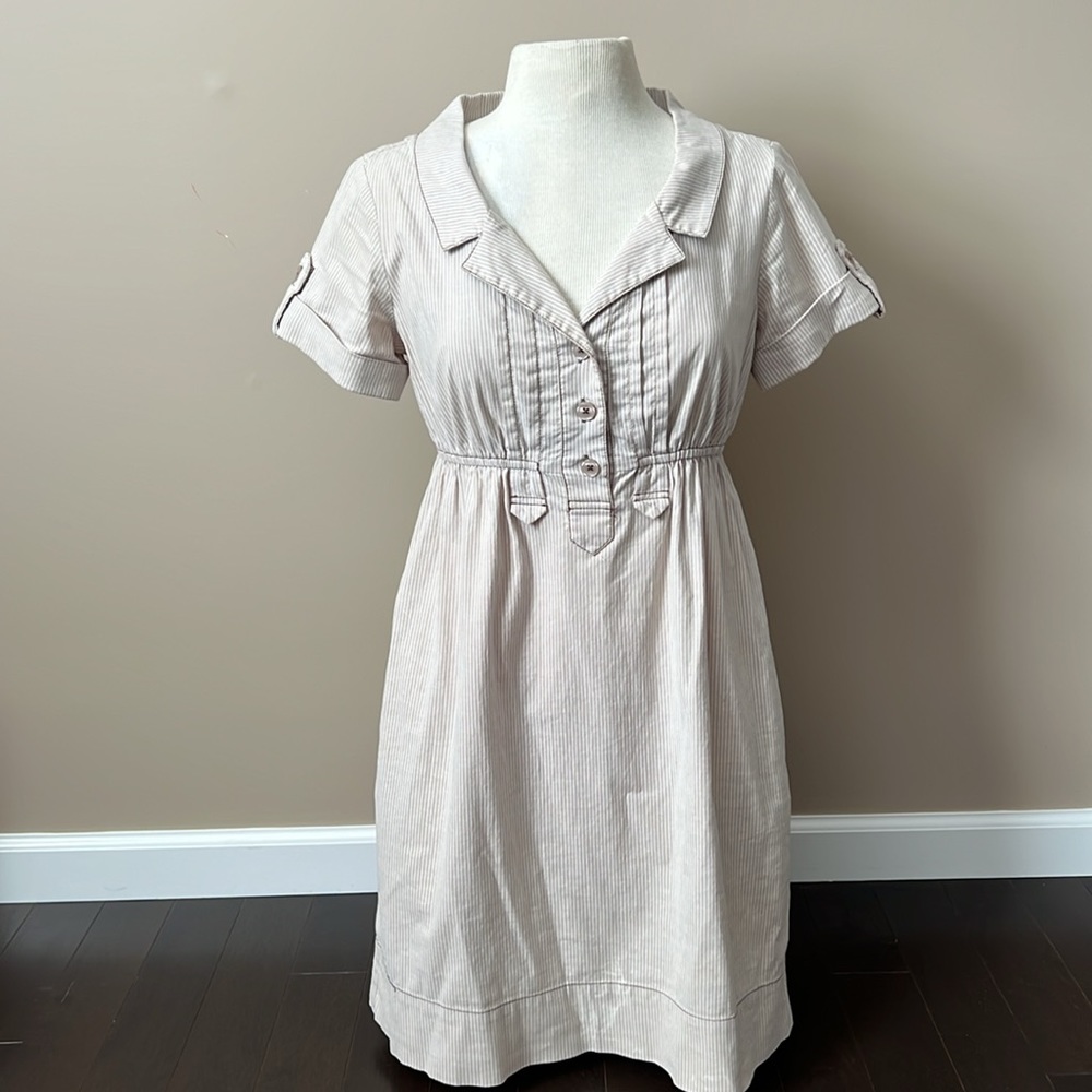 BCBG lightweight cotton shirt dress white/tan pinstripe w/pockets sz 6
